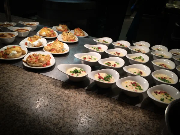 Sumi Bear in Vegas Bacchanal Buffet-5