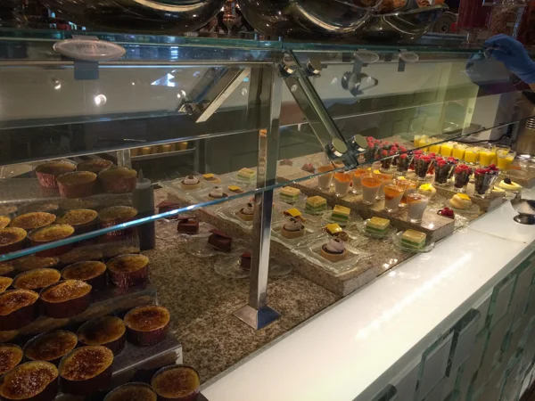 Sumi Bear in Vegas Bacchanal Buffet-6