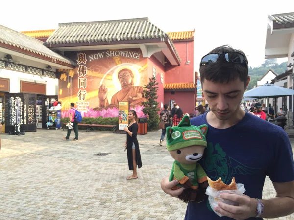 sumi bear playing hong kong tourist-10