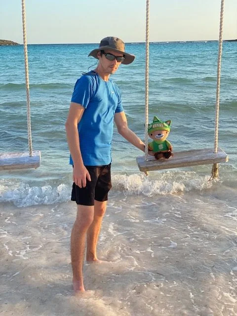 Sumi bear in the Bahamas on a beach