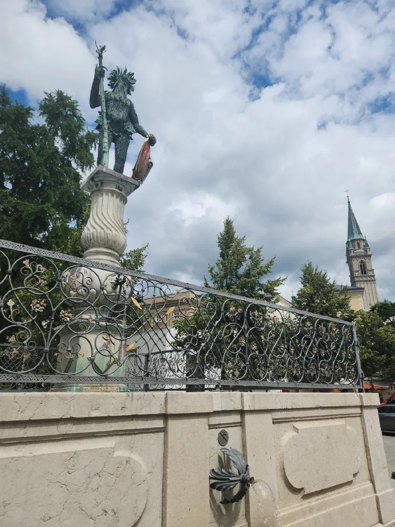 Wild man fountain at Kapitelplatz