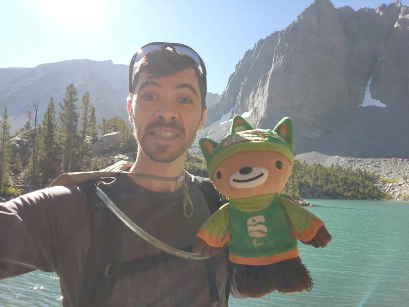 Nicholas selfie with Sumi at the turquoise lake