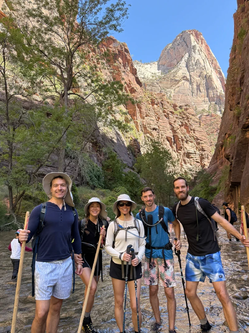 Group at the entrance to the Narrows
